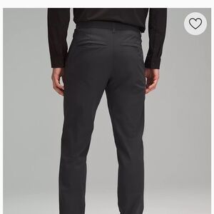 Men’s Lululemon ABC Classic-Fit Trouser 30"L
Warpstreme in the color “obsidian”